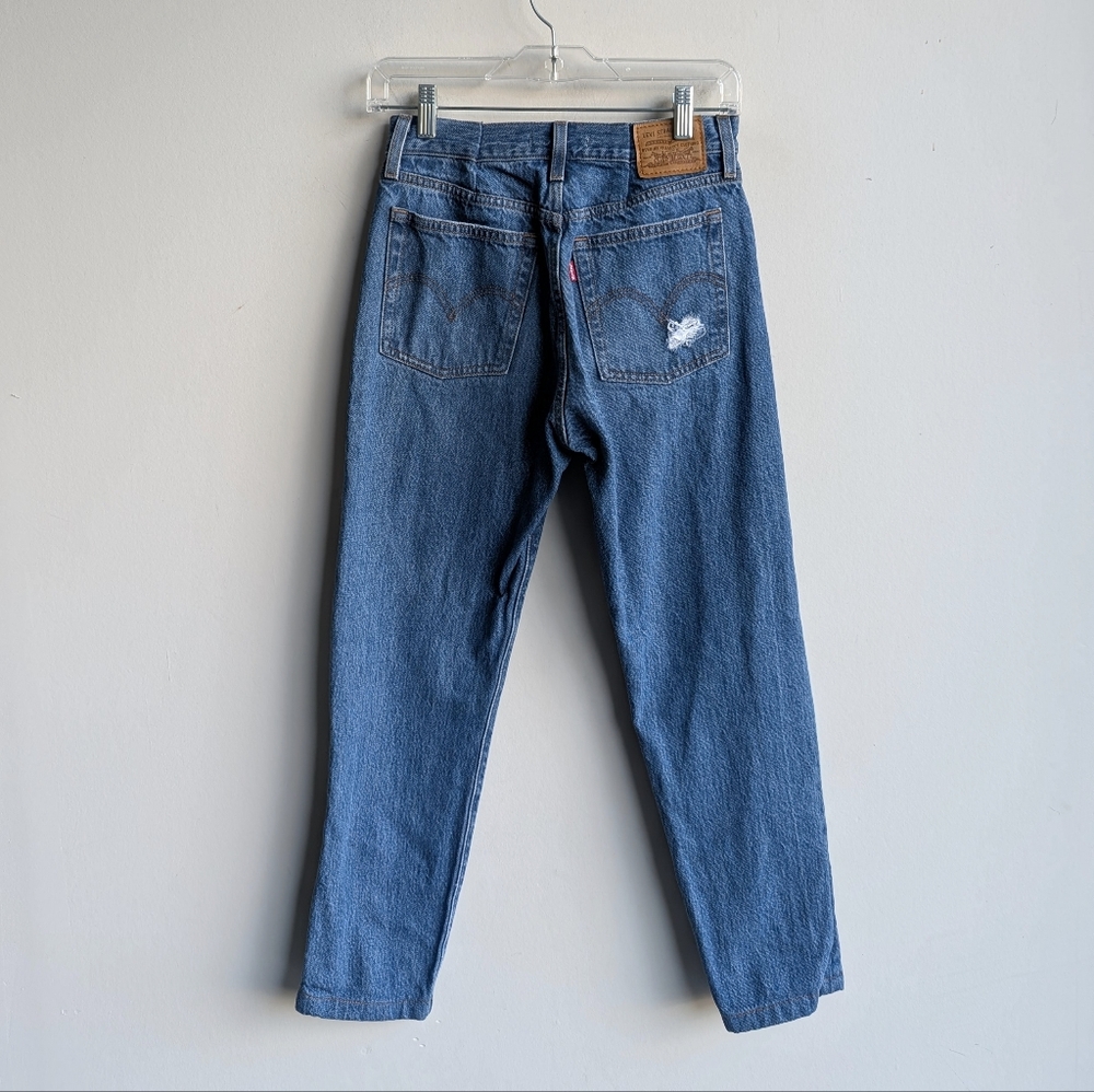 Levi's Wedgie Fit Jeans - Mildly Distressed